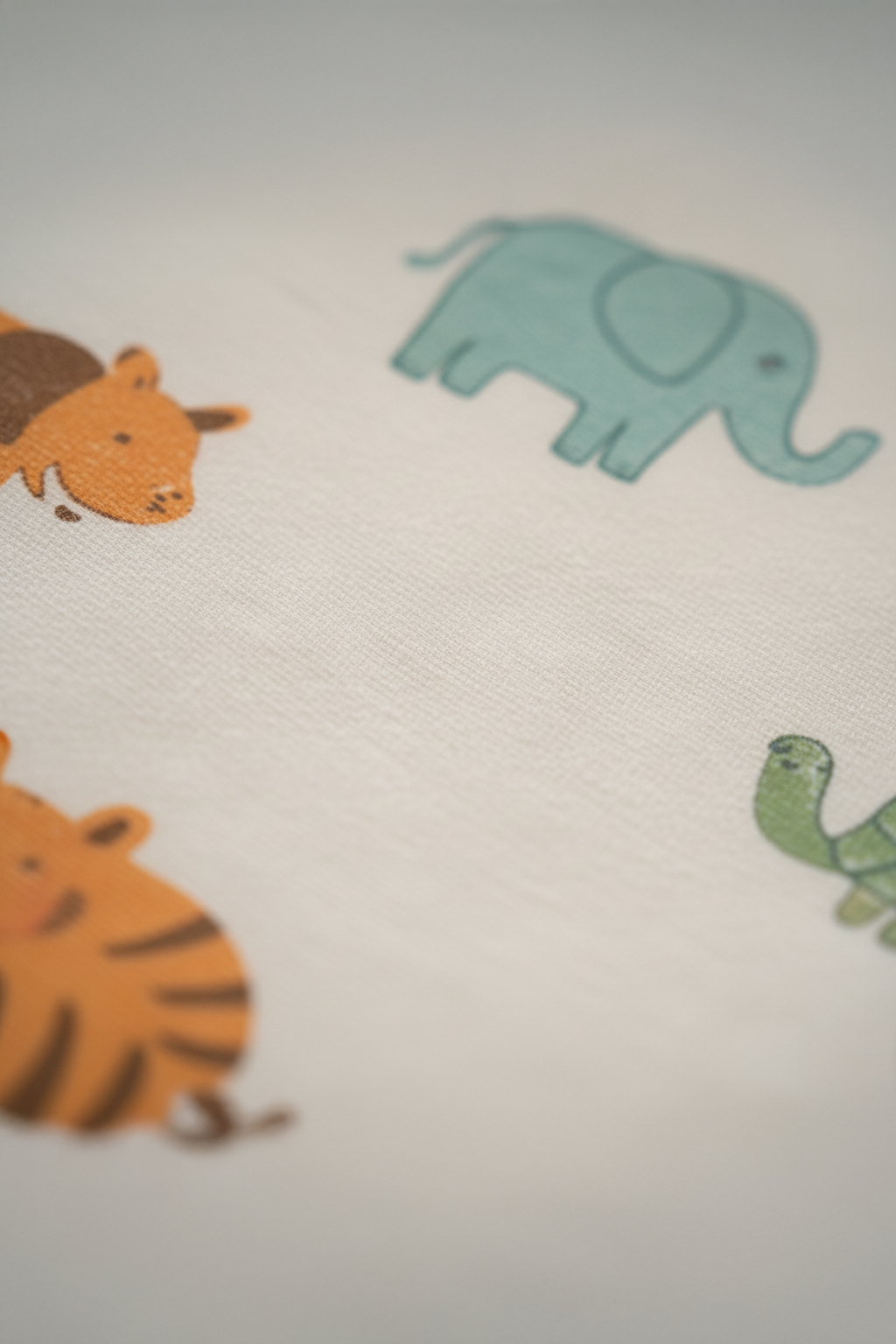 🐾 MIAAME BULOO – White Animal Print Baby Pajama Set - Image 3